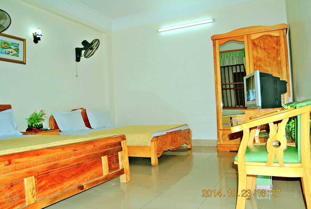 Hoang Ngoc Hotel Dong Khe Sau Экстерьер фото