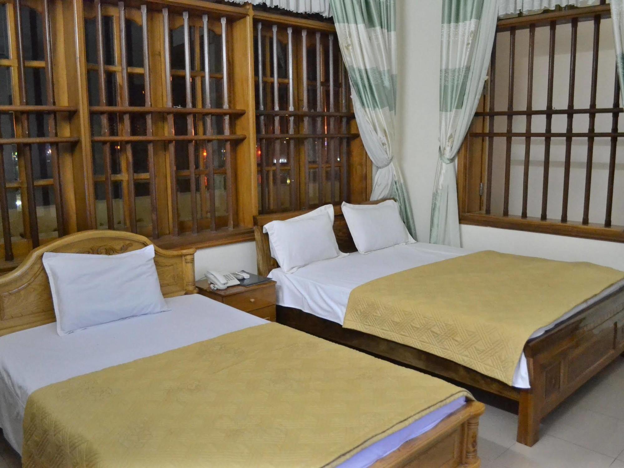 Hoang Ngoc Hotel Dong Khe Sau Экстерьер фото